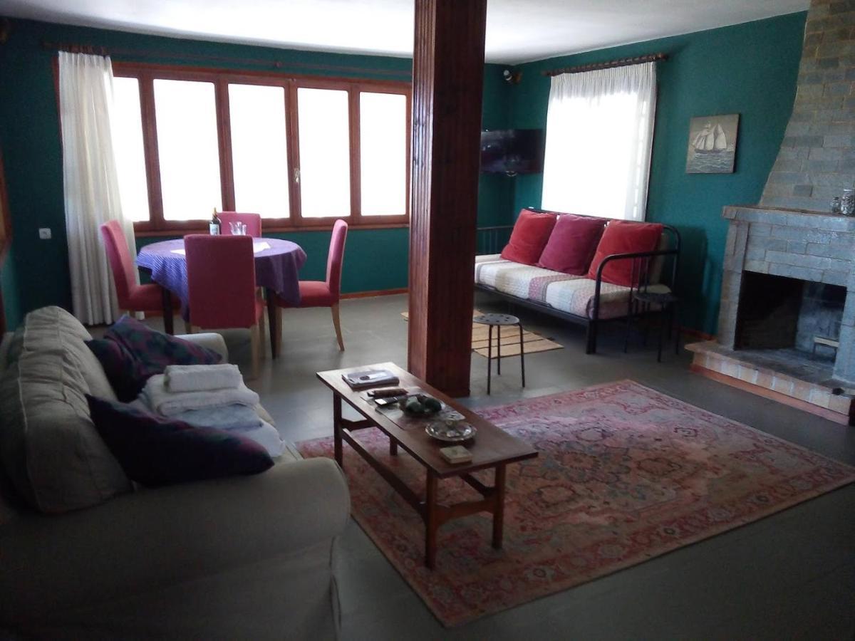 Gerakina Beach Cottage ซากูเดีย ภายนอก รูปภาพ