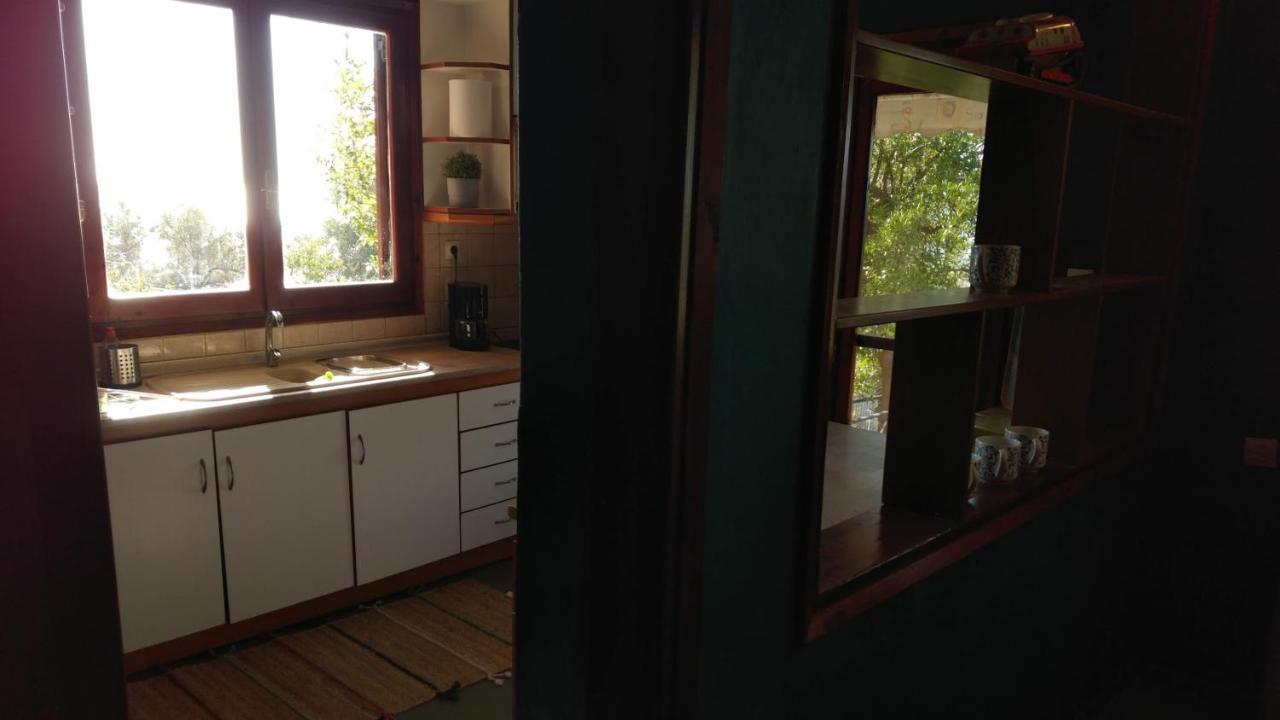 Gerakina Beach Cottage ซากูเดีย ภายนอก รูปภาพ