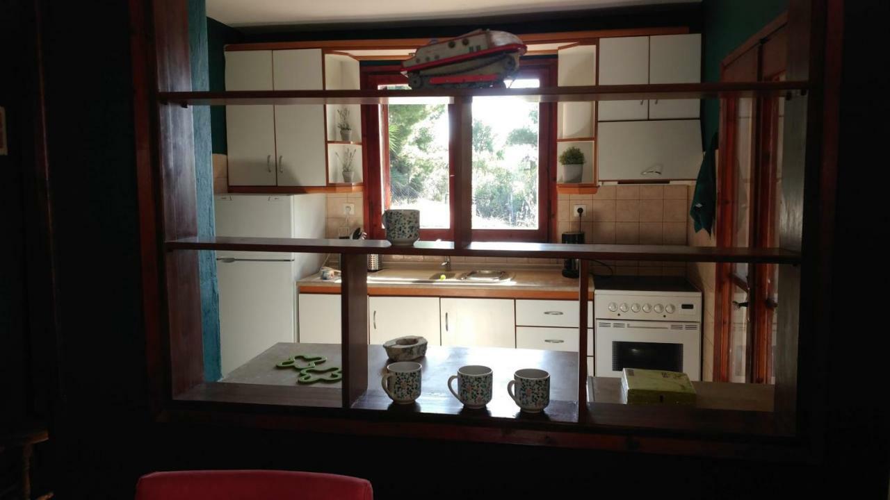 Gerakina Beach Cottage ซากูเดีย ภายนอก รูปภาพ